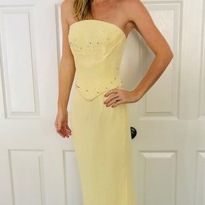 Pale yellow formal 2 piece (no show) with bustier top